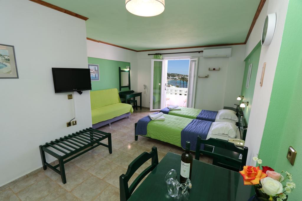 Aparthotel Aris