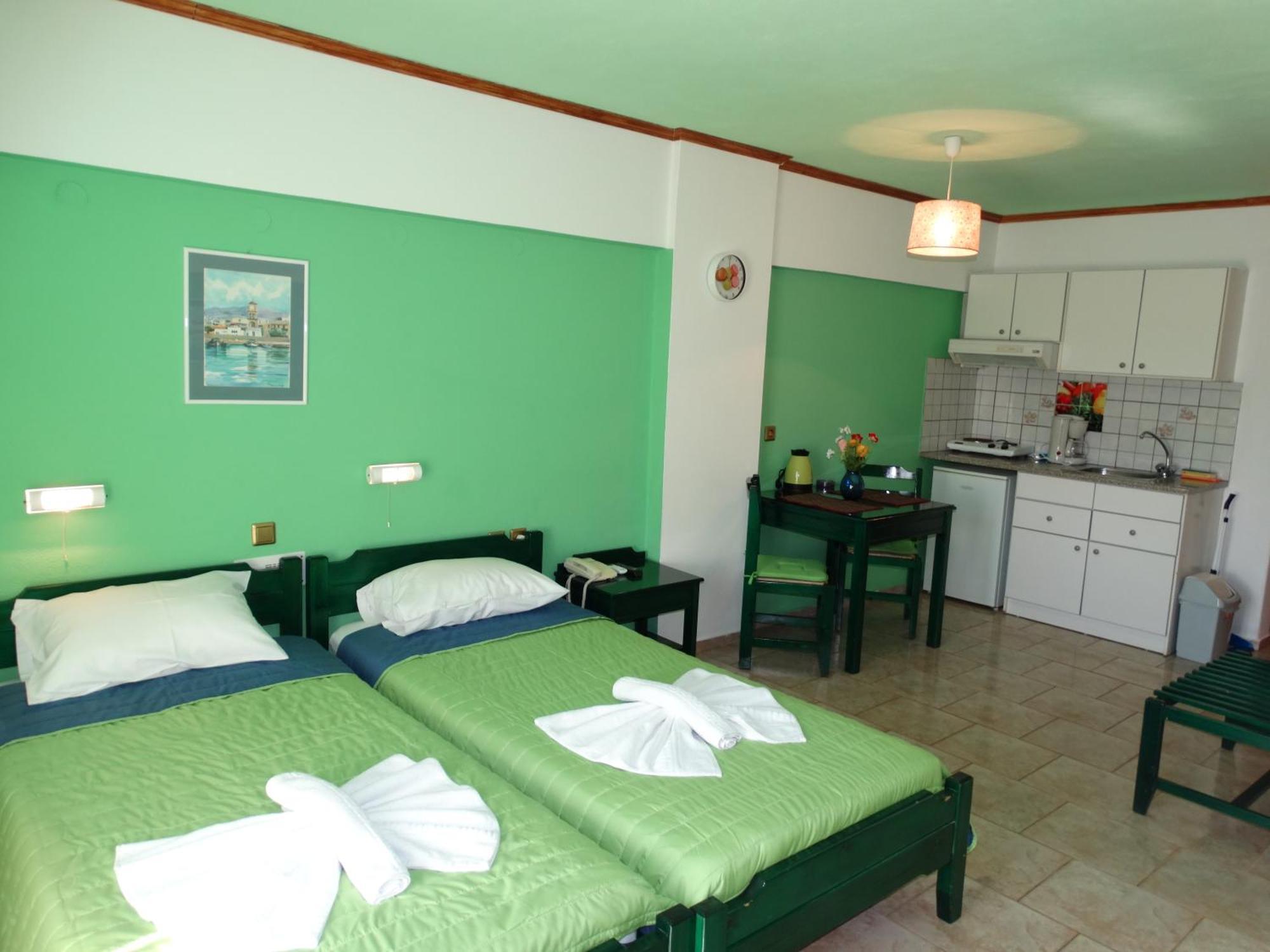 Apart Otel Aris 2*